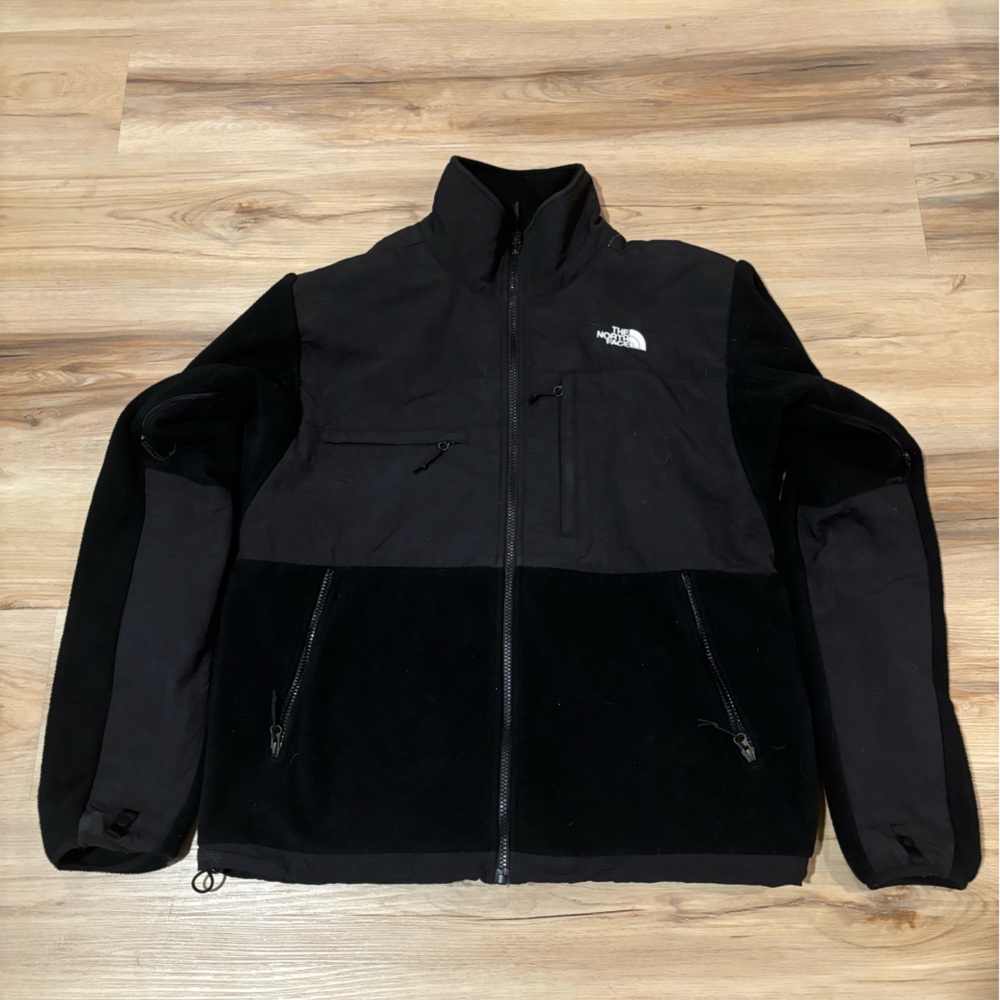 Black The North Facee Denali jacket